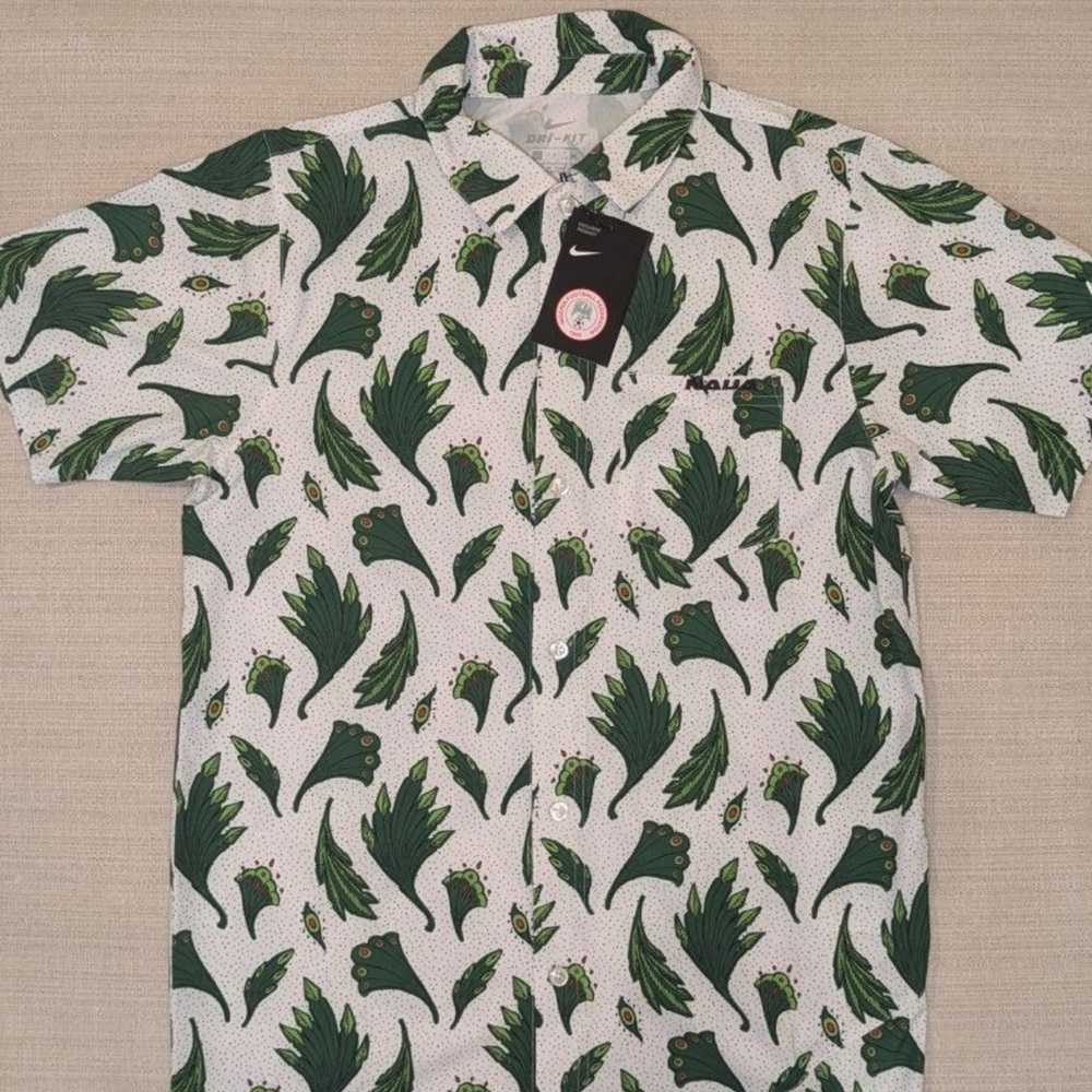 Nike Men S  Nigeria Naija Dri-Fit Woven Skate Top White Green Shirt